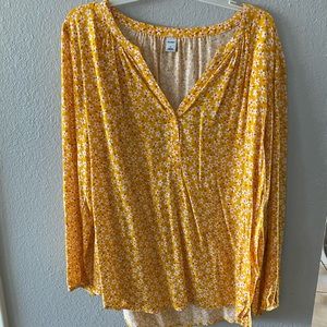 Old Navy top